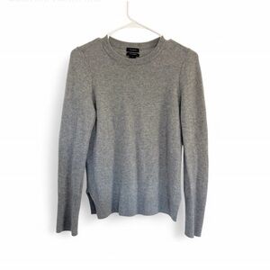 Halogen Women’s 100% Cashmere Sweater Small Crewneck Gray Preppy Quiet Luxury